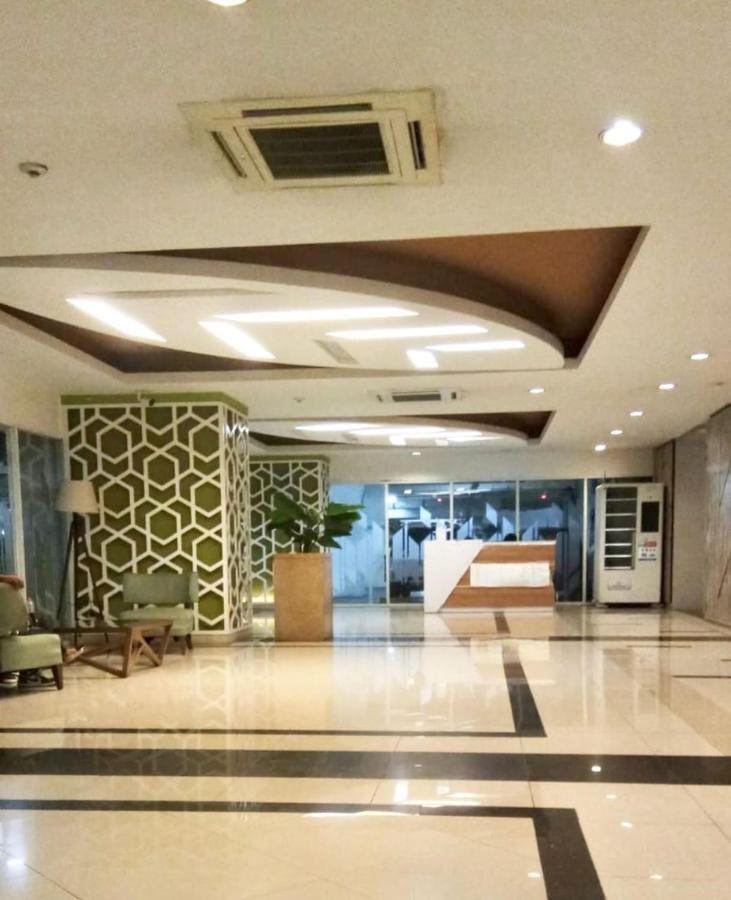 Grand Kamala Lagoon By Fortune 88 Bekasi Exterior foto